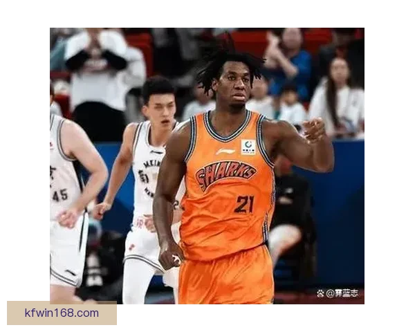怀特塞德称赞CBA球员真实对抗少假摔体现尊重精神